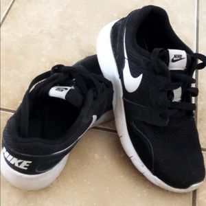 Nike runners youth